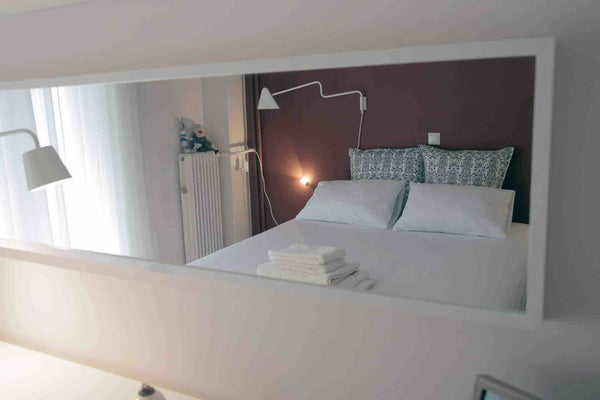 A cute and cozy luxury apartment in Central Athens, (Fully Renovated in 2017). A Athens, Greece “Art Base” Comfort & Relaxation in Athens Entire rental unit vacation rental 20874390