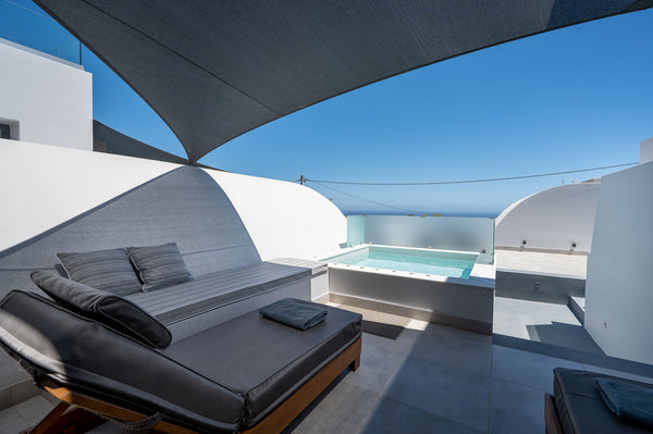 PURE LUXURY AND SUPREME COMFORT Focused on simple outdoor elements, this deluxe   Karat Suites - Suite 999° Cycladic home vacation rental 37561677
