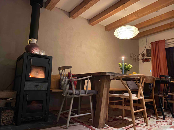 Welcome to my little wooden house based in Fiskerhavnen. An old harbour in the s Copenhagen, Denmark Unique wooden house close to sea and cph center Entire cabin vacation rental 54199160