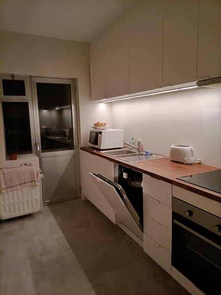 Chambre assez spacieuse dans appartement avec salle de douche partagée et accès  La Louvière, Belgium Auderghem (Bruxelles): Chambre dans appartement Private room in condo vacation rental 43109165