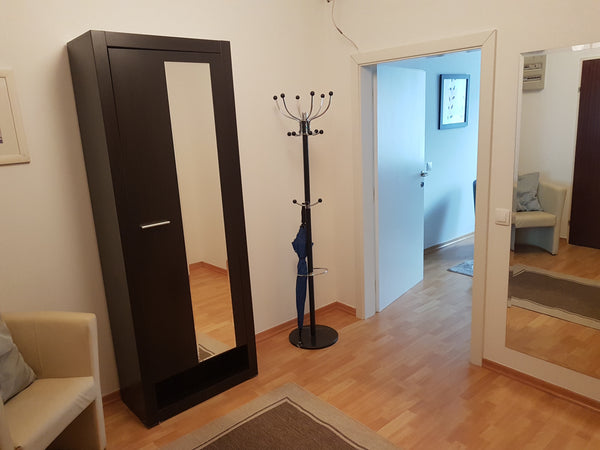 Close to the Heiligenstadt Ubahn  Cozy Comfortable Apartment Heiligenstadt Entire rental unit vacation rental 40550871