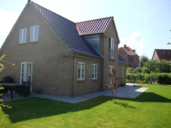 Modern house next to a big green meadow and a beautiful lake. 20 minutes bike ri Copenhagen, Denmark Newly built house in Copenhagen Entire home vacation rental 10653271