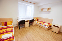 Apartment offers 3 bedrooms with two beds each. It also has a kitchenette and pr  Apartment for 6 persons close to downtown Entire serviced apartment vacation rental 34738720