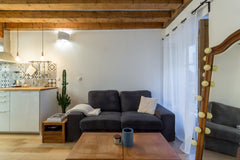 Charmant T2 de 38 m² rénové avec goût, son emplacement en plein coeur de Lyon es Lyon, France Cosy T2 au coeur du 6ème -  Quartier Foch Entire rental unit vacation rental 12554644