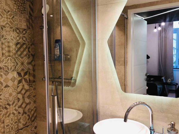Welcome in a truly extraordinary feel-good oasis which invites you to relax, dis Vienna, Austria Zeus Design Mini Apartment Entire rental unit vacation rental 41903558