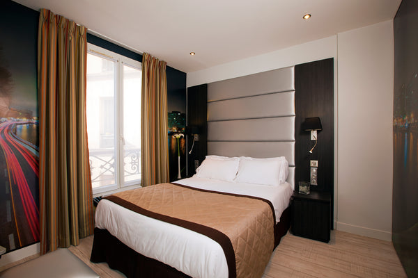 Un accueil chaleureux dans un cadre contemporain  au décor parisien caractérise  Paris, France HOTEL EDEN OPERA Room in hotel vacation rental 12822469