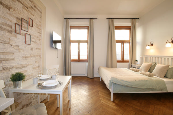 Cozy newly renovated apartment is located in quiet street in the center of Pragu Prague, Czechia Perfectly situated CHARMING apartment F2 Entire rental unit vacation rental 36790295
