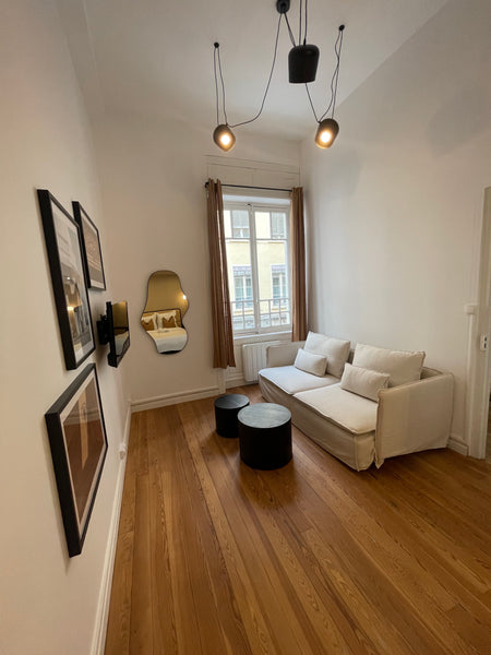 Vous  bénéficierez d'un accès facile à tous les sites et commodités depuis ce lo Lyon, France Suite Havane Croix rousse centre Entire rental unit vacation rental 747559685660748895