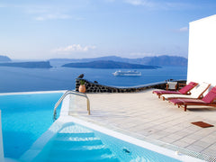 THE CALENDAR IS NOT UPDATED!<br />Please scroll down the page and choose CONTACT  Santorini Akrotiri studio, shared pool and view 2 Room in aparthotel vacation rental 32730371