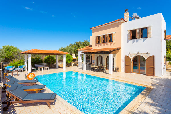 <p><b>Overview</b> <br>Villa Eva is located in Kefalas, Crete. This detached vac England, United Kingdom Villa Eva: Large Private Pool, A/C, WiFi Entire villa vacation rental 11215445