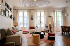 Très beau 4 pièces de charme, calme et lumineux, au coeur du 9ème arrondissement Paris, France Joli 4P au pied de Montmartre Entire rental unit vacation rental 29676913