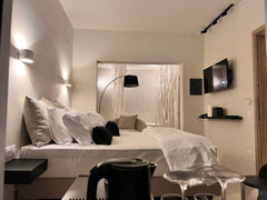 Perla Collection I Perla Coco Master Suite<br /><br /><b>License number</b><br /  Perla Collection I Perla Coco Master Suite Entire guest suite vacation rental 706265055935347799