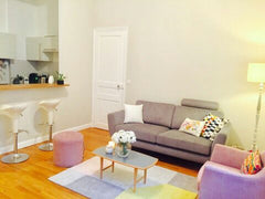 The flat is ideally located in the so chic parisian district (16 ième arrondisse Paris, France Amazing and spacious flat in District 16 area Entire rental unit vacation rental 17840337