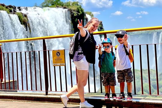 Private Iguaçu Falls and Bird Park Excursion with Boat Ride  Private Tours and Travel Guide America Sao Paulo CITY Foz do Iguacu Destination Tour