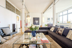 Exceptional loft located in the rear house, not overlooked, close to Place Flage Fosbury, United Kingdom Amazing loft 2 steps from Place Flagey Entire condo vacation rental 29150696