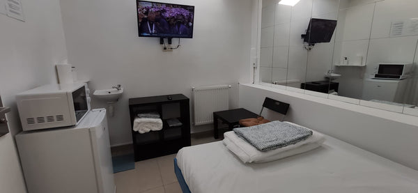 Accédez facilement aux sites locaux incontournables depuis ce logement<br /><br   chambre(4) 1 à 2 personnes Private room in serviced apartment vacation rental 600458593470114031