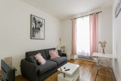 Studio très cosy situé à quelques pas de la Tour Eiffel, dans le quartier de Bea Paris, France Very Cosy Studio - Eiffel Tower Entire rental unit vacation rental 9343186