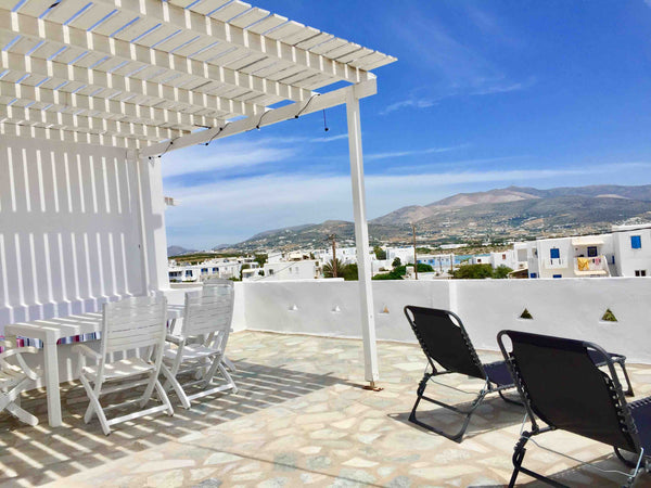 3 bedroom apartment for rent in the village of Antiparos. 2 bathrooms. Walking d Greece Large apartment Antiparos village Entire rental unit vacation rental 8006225