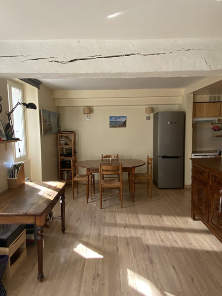 This spacious, modern 42m² studio-flat is situated on the first floor of a small Paris, France Large 42m2 flat in 11th with parking lot Entire rental unit vacation rental 19898529