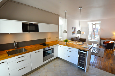 Apartment of 48 m2, on the fifth floor of a historic building without lift, with Paris, France Lord House, 1BR/1BA for 3 people Entire rental unit vacation rental 1485010