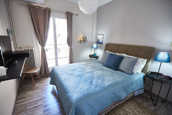 New fully renovated appartment for families or big group of four to five people. Acharnes, Attica, Greece The new nest at Koukaki area Entire rental unit vacation rental 23995231