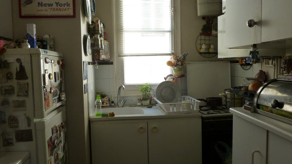 very quiet and centrally located apartment in paris overlooking houses and trees  lovely apartment paris near metro Entire rental unit vacation rental 6622371