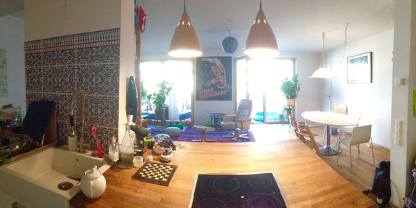 Close to the city center (3 subway stations) / walking distance to trade fair, P Vienna, Austria Central apartment with balcony in park near Danube Entire rental unit vacation rental 19961439