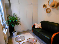 Adorable appartement, entièrement rénové à proximité du Parc Monceau. Au rez de  France Quiet & Cosy apartment Entire rental unit vacation rental 22631523