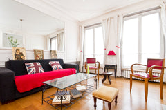 Very lovely 2 bedroom Parisian apartment (hardwood floors, moldings, fireplace), Paris, France Typical Parisian Flat Entire rental unit vacation rental 4223956