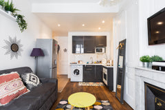 Très joli appartement de 28m2, situé dans le 6ème arrondissement, à deux pas du  Lyon, France Joli petit appartement Part-Dieu Brotteaux Entire rental unit vacation rental 35478362