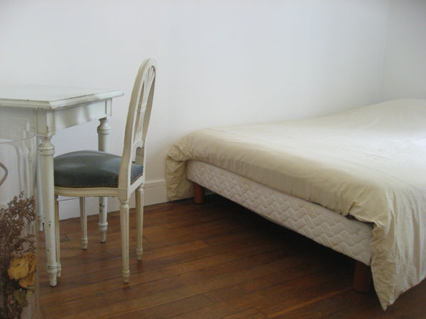 Appartement situé au cœur du village des Batignolles, quartier dynamique et anim Paris, France Aux Batignolles, 4 pers, 2 chambres Entire rental unit vacation rental 2170652