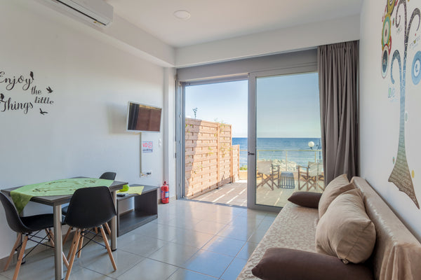 UnNik 3: Beachfront apartment at the centre of Makry Gialos. A few steps from th Heraklion, Greece UnNik 3: Beachfront apartment at Makry Gialos. Entire rental unit vacation rental 45004155