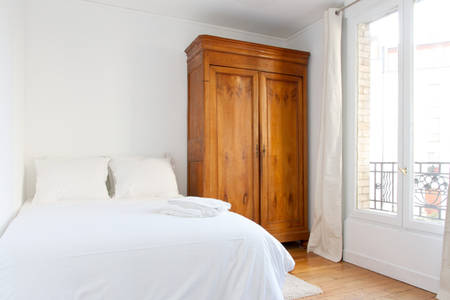 This 29 sqm flat has just been renewed, it offers 1 separate bedroom, one  fully Paris, France Cosy 29m2 Pere Lachaise Entire rental unit vacation rental 20137506