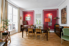 This a great deal for a family with children or teenagers. Half way between Mont Paris, France PARC MONCEAU - 115 M2 - 3 ROOMS Entire rental unit vacation rental 5669417