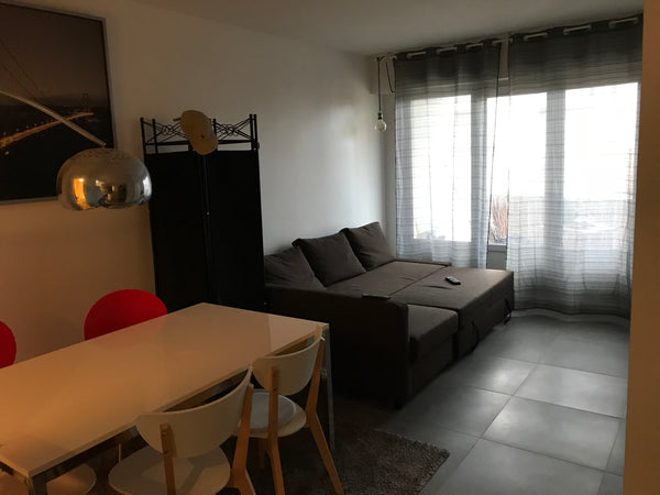 Très bel appartement situé dans le 16ème arrondissement de Paris.<br />Proche de France Appartement en plein cœur du 16 ème Entire rental unit vacation rental 29535596