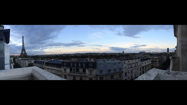 Appartement au septième étage dans un immeuble ancien. Balcon avec vue sur la To Paris, France Vue magnifique sur tout Paris avec balcon! Entire rental unit vacation rental 21004203