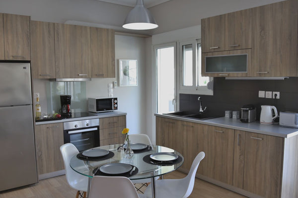 Totally renovated 90m2 apartment with two bedrooms and two bathrooms at the cent Athens, Greece Penthouse lux flat with 2 BD next to Larissis. Entire rental unit vacation rental 44002050
