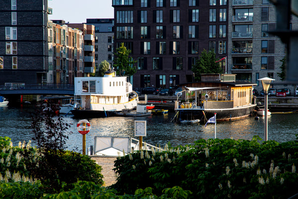 Nyd København, fra dette smukke Venedig område af københavn. Slap af med en tur  Denmark Quiet neighborhood in Venice part of the city Entire condo vacation rental 648919423979049984