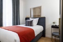 Une très belle dans un appartement nouvellement construit. Celui-ci est à partag  Brussels - city - Tours et Taxis Private room in casa particular vacation rental 701986487476285125