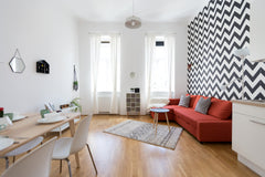 PRICING INCLUDES VAT AND CITY TAX!<br /><br />Super bright and sunny place in th Vienna, Austria ★UrbanLiving★ Cozy place with A/C (13) Entire rental unit vacation rental 20233044