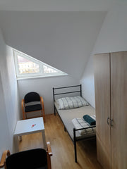 Genieße einfachen Zugang zu allem von dieser perfekt gelegenen Unterkunft aus.  Private room in Vienna next to Schönbrunn, metro Private room in rental unit vacation rental 704701154489313683