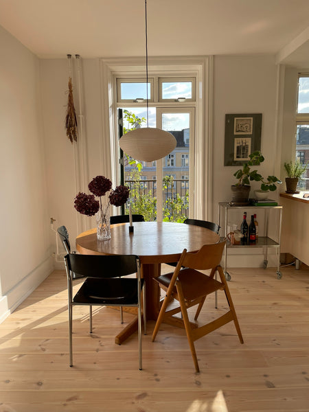 Apartment in the heart of Copenhagen V (West) with south facing balcony and gree Copenhagen, Denmark Bright apartment w. south facing balcony Entire rental unit vacation rental 51285436