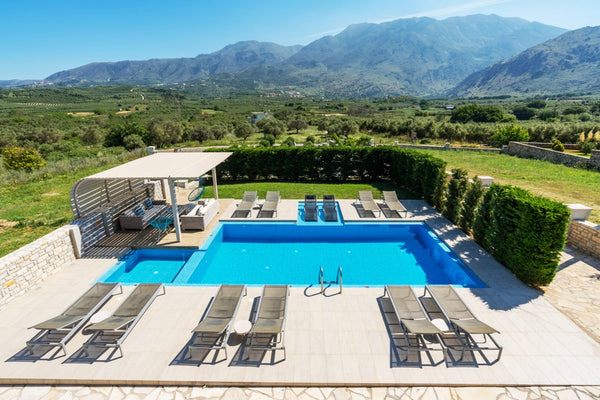The Villa offers you the tranquility and idyllic surroundings you are longing fo Templestowe, Australia Villa Georgioupoli Beach Haven Entire villa vacation rental 8854779