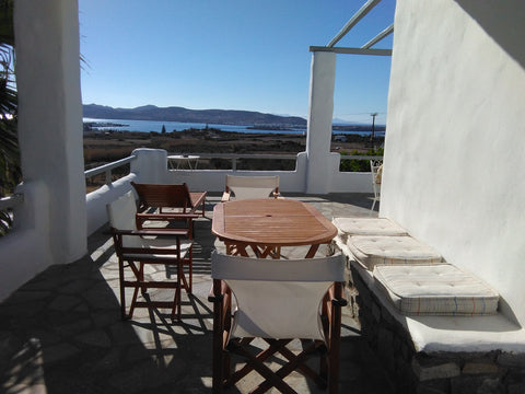 Bring your family and friends to relax and enjoy Paros and the fantastic view. T Sotires, Greece Traditional cycladic house with a fantastic view Cycladic home vacation rental 54315466