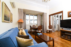 Spacious apartment located in the buzzing centre of Athens with great light, a l Athens, Greece Classy Apartment in the Heart of Athens Entire rental unit vacation rental 19671146