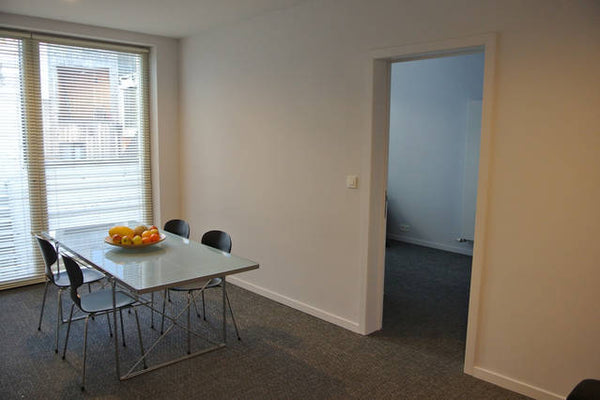 Roomy studio with lots of natural light, 40m², first floor, newly renovated in 2 Saint-Josse-ten-Noode, Belgium Semi-studio, 1st floor, 40m² Private room in rental unit vacation rental 4467578