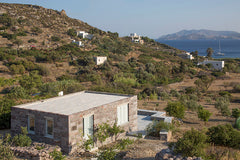 Stunning little but spacious house/studio 2 minutes drive to the sea or 10 minut London, United Kingdom Stone cottage, little but spacious, near the sea. Entire cottage vacation rental 41329960