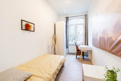 MAGNIFIQUE CHAMBRE LIT SIMPLE MEUBLEE décorée avec gout à deux pas du centre (en Belgium Wonderful bedroom in a house- near center Brussels Private room in townhouse vacation rental 645019308089133425