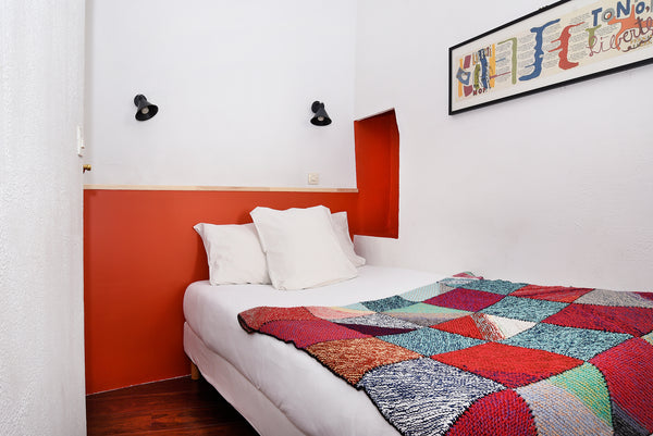 Room for 1 person. One small double bed (130cm). Your private bathroom with show Paris, France Zazie single - Bastille Bercy Gare de Lyon Room in hotel vacation rental 14130727