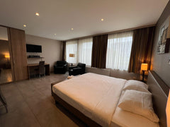 This new building is located not far from European Community, and it has easy ac Brussels, Belgium Studio en résidence -4P Entire rental unit vacation rental 663734249453003803